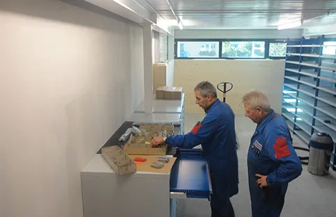 2012: Neue Hallen für Nutzfahrzeuge und Landtechnik – Bild 4